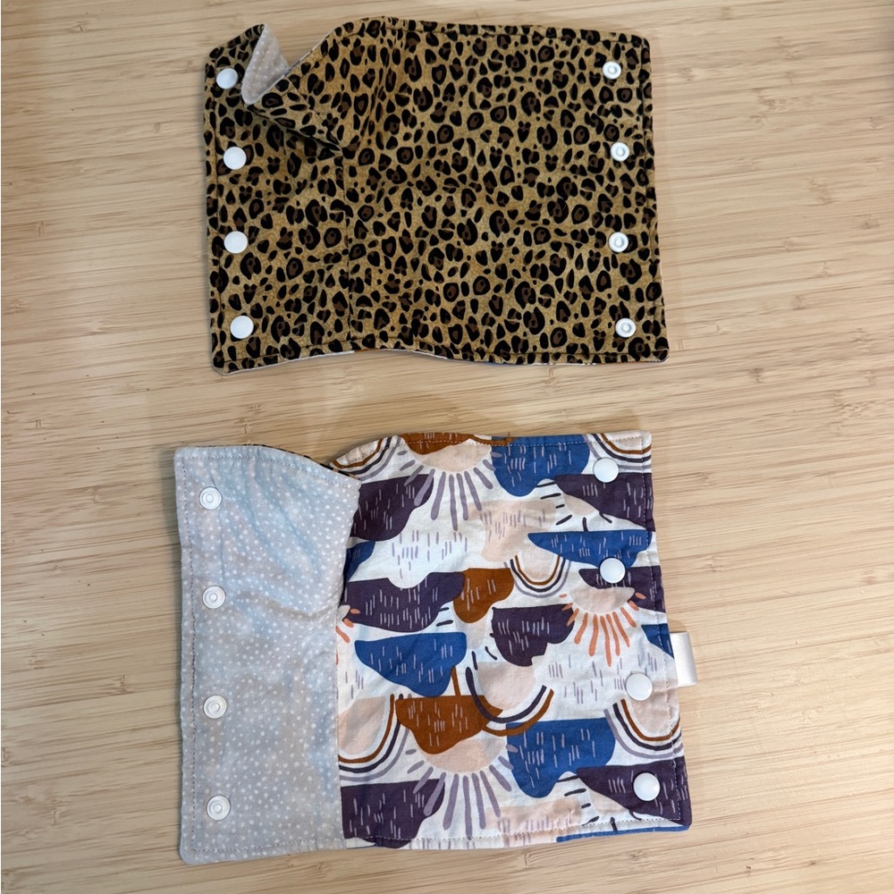 Sakura Scout Handmade Reversible suckpads Leopard Print and Abstract Pattern